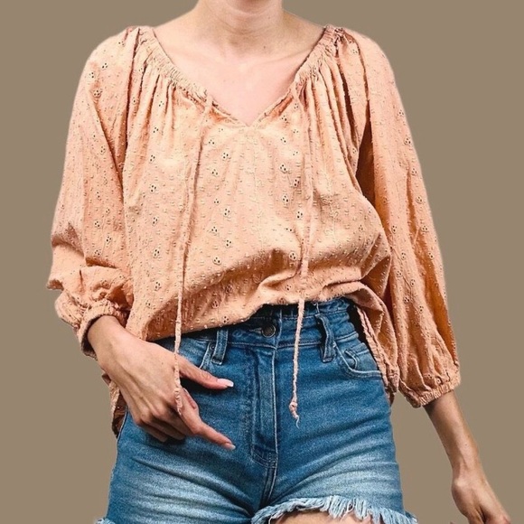 XL JOIE Eyelet Boho Fairy scoop neck w/ long ties style cottage blouse in Peach - Picture 4 of 11